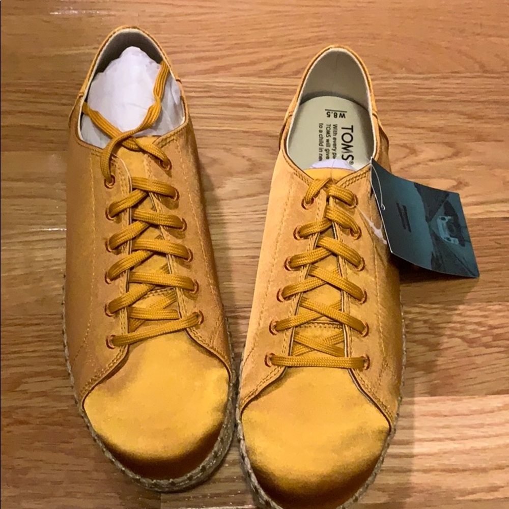 Toms Lena